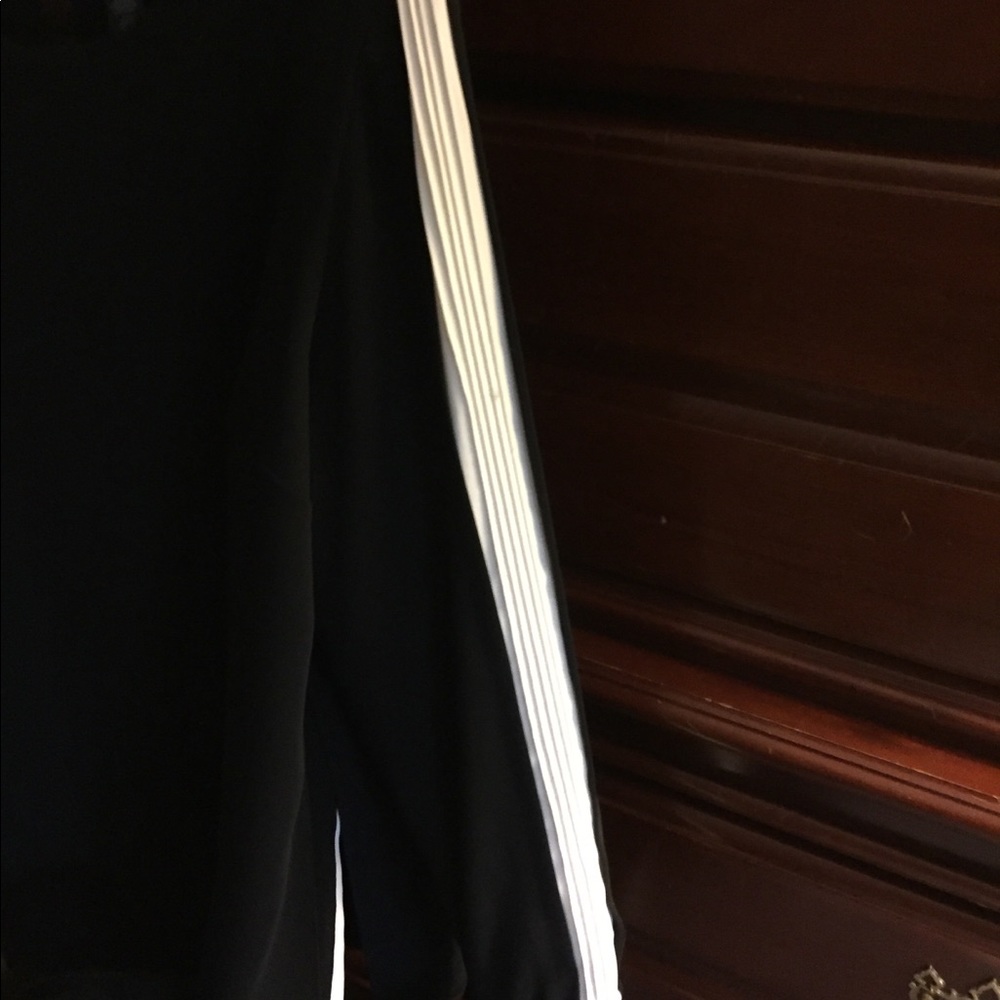 Chico’s top - Picture 2 of 6